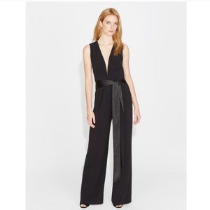NWT Halston Heritage Deep V Wideleg Jumpsuit